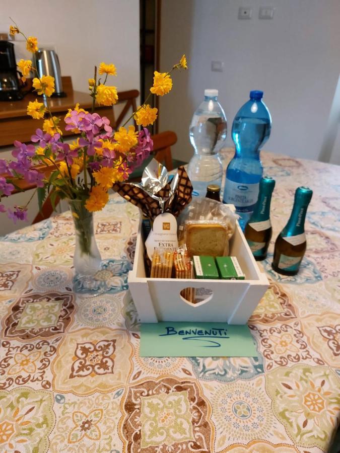 Casa Sassello - Appartamento Menta Dumenza Bagian luar foto