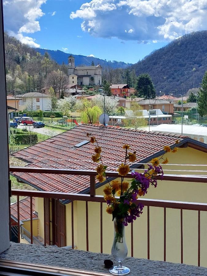 Casa Sassello - Appartamento Menta Dumenza Bagian luar foto