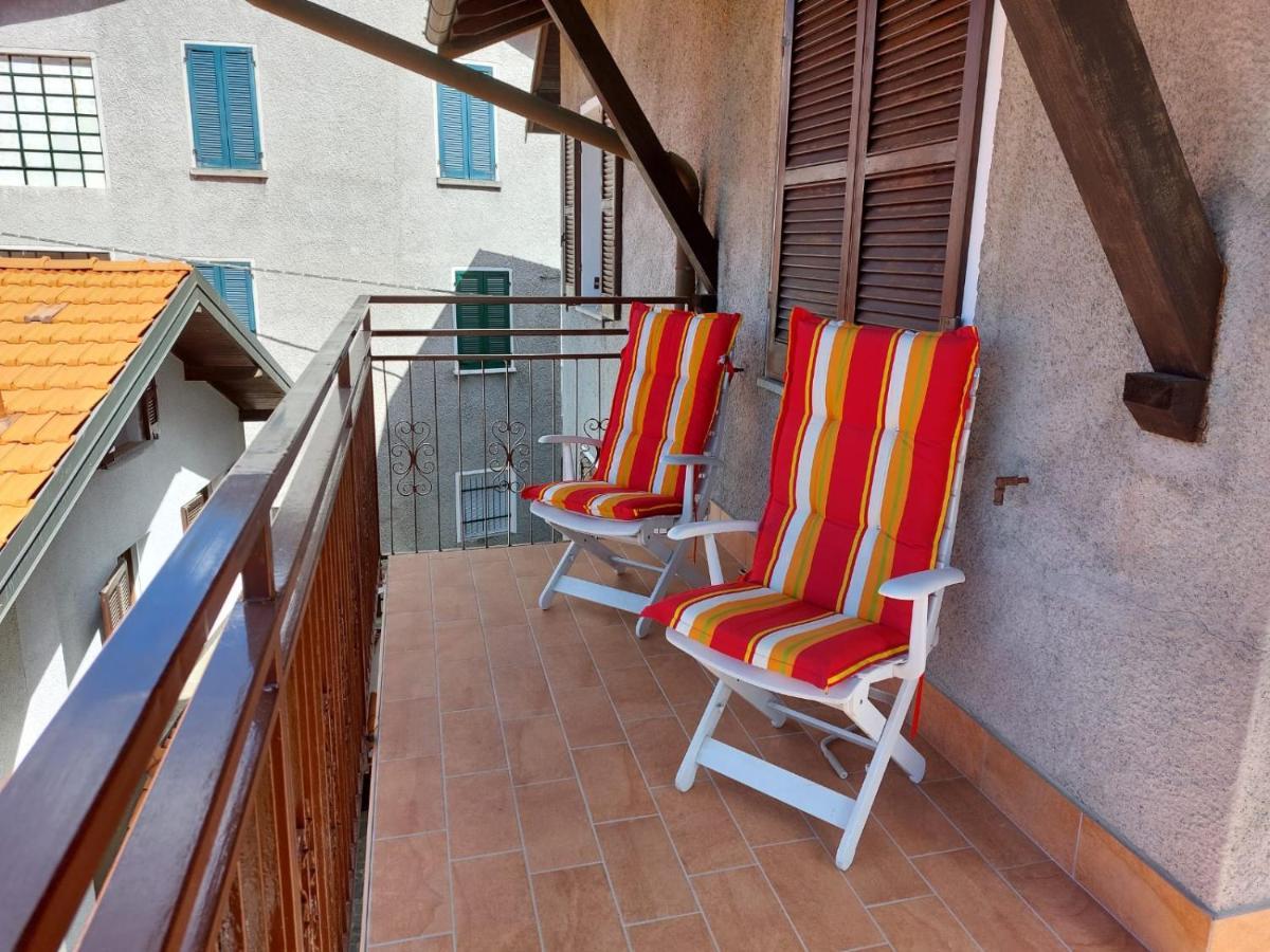 Casa Sassello - Appartamento Menta Dumenza Bagian luar foto